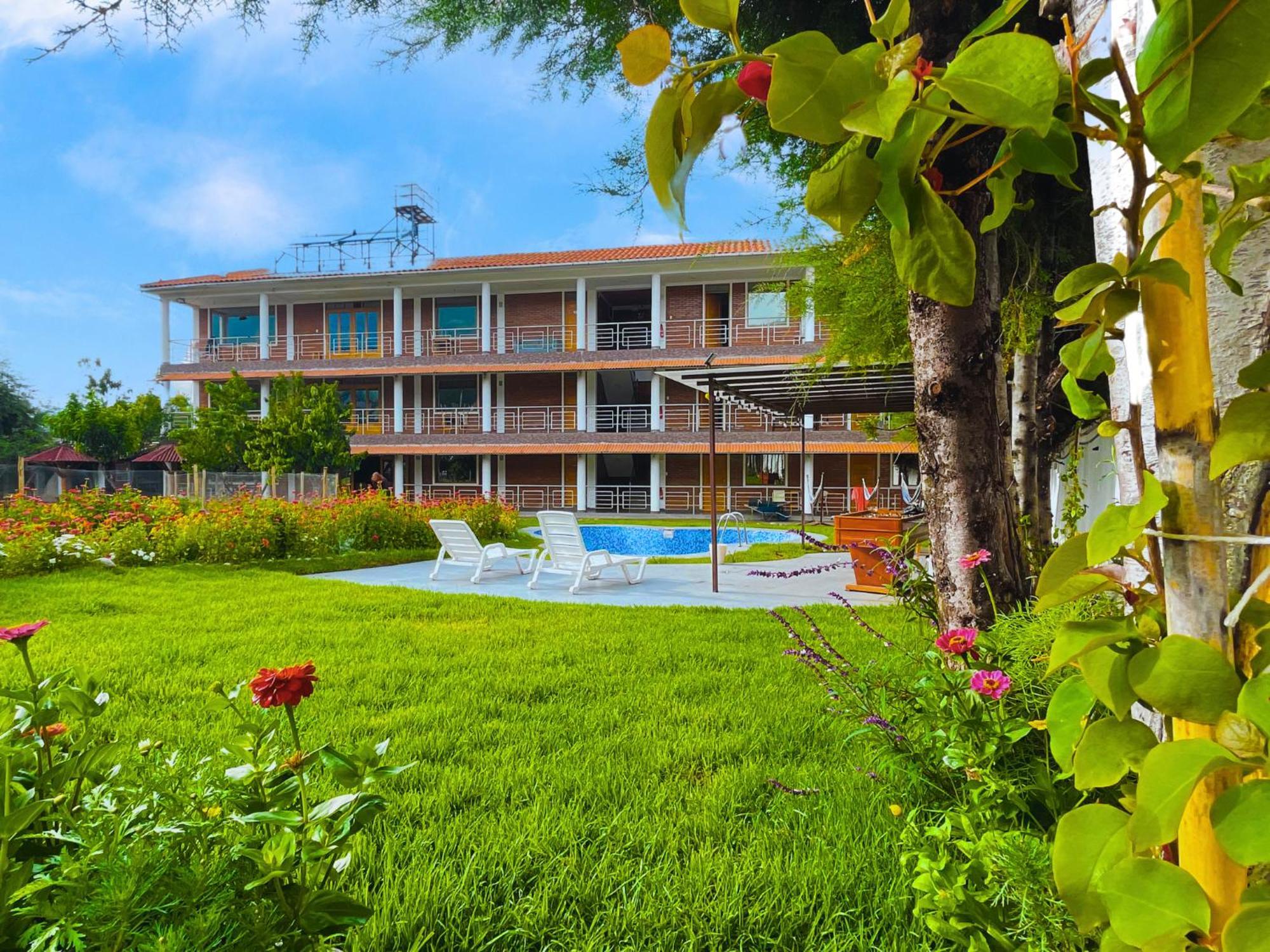 Runaway Eco Hotel Carhuaz ภายนอก รูปภาพ