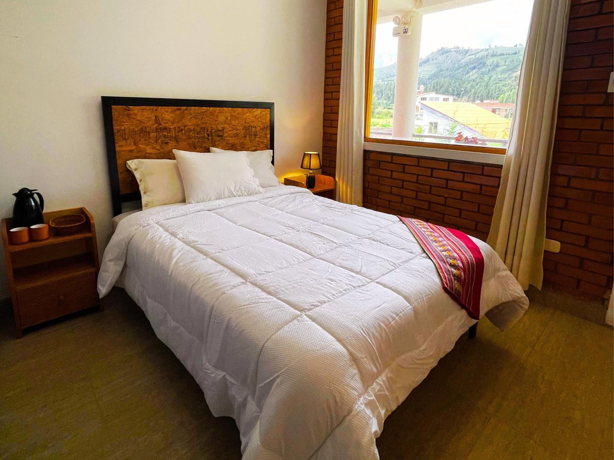 Runaway Eco Hotel Carhuaz ภายนอก รูปภาพ