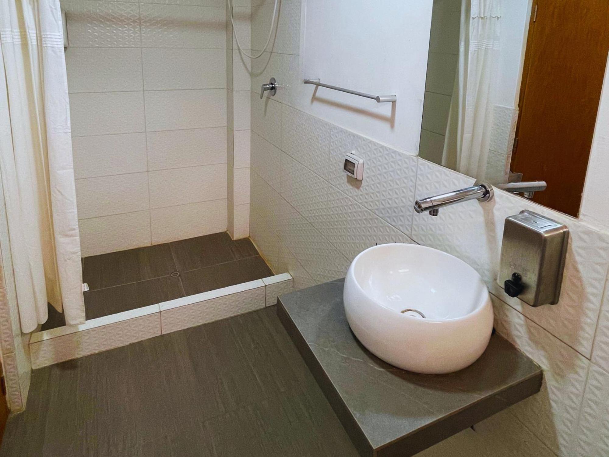 Runaway Eco Hotel Carhuaz ภายนอก รูปภาพ